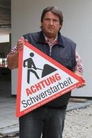 ACHTUNG Schwerstarbeiter
